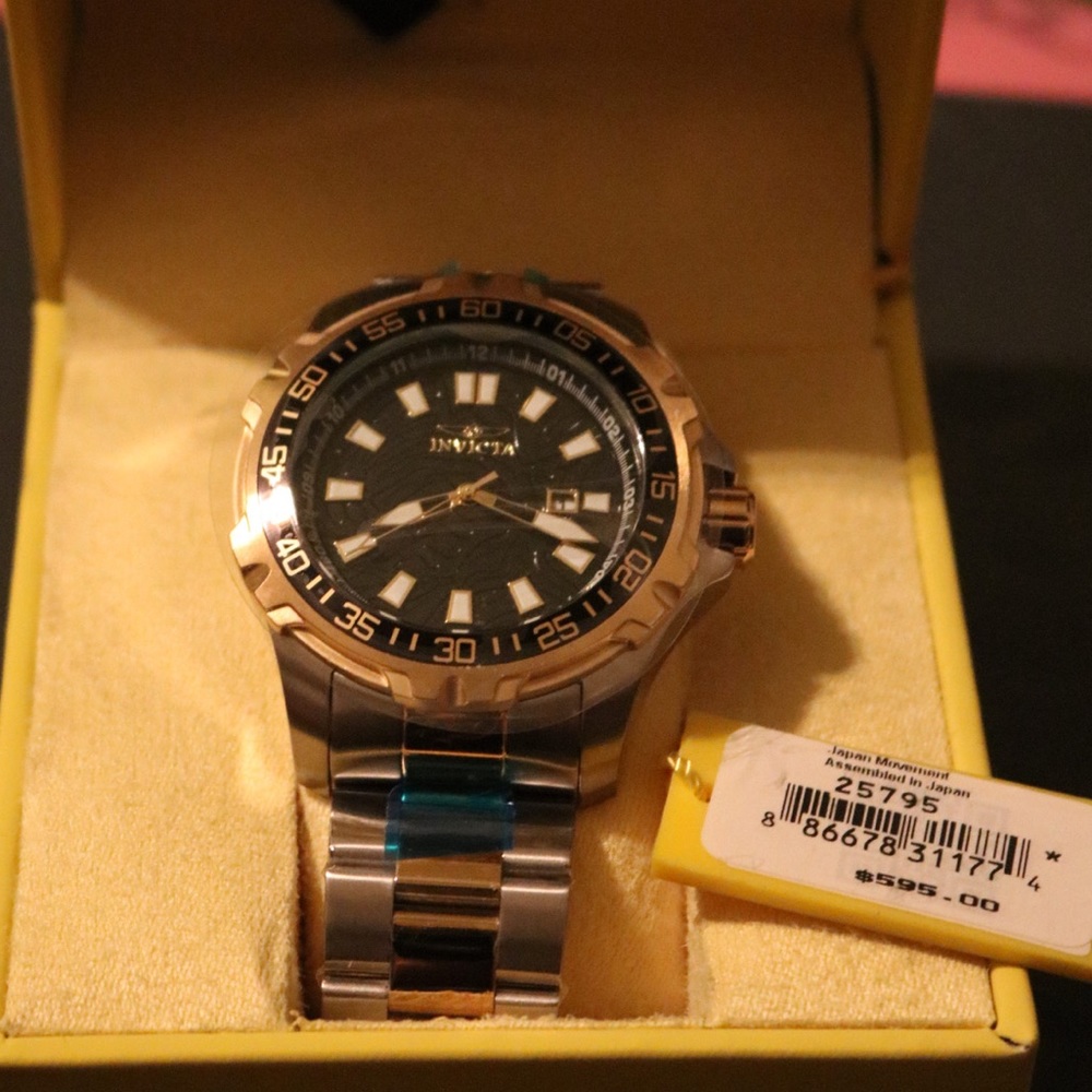 Invicta Watch - Picture 2 of 3
